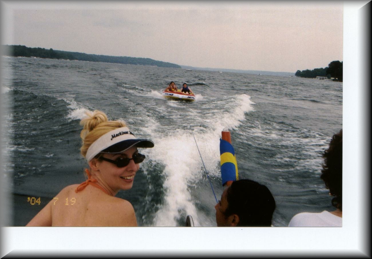 lumi_on_boat-w-connie_in_tow